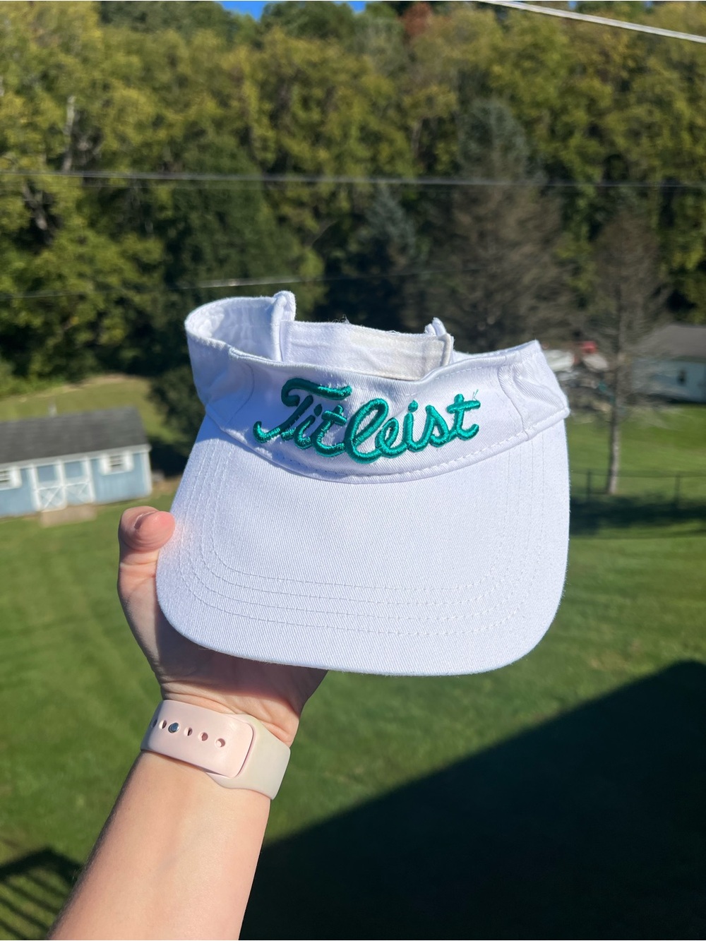 Titleist Ladies Sundrop Sun Visor White Emerald Green Cursive Logo Golf Cap